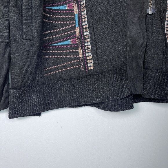 Miss Me Embroidered Sweatshirt Jacket Hoodie Distressed Hem Cotton Womens Large - Picture 12 of 16